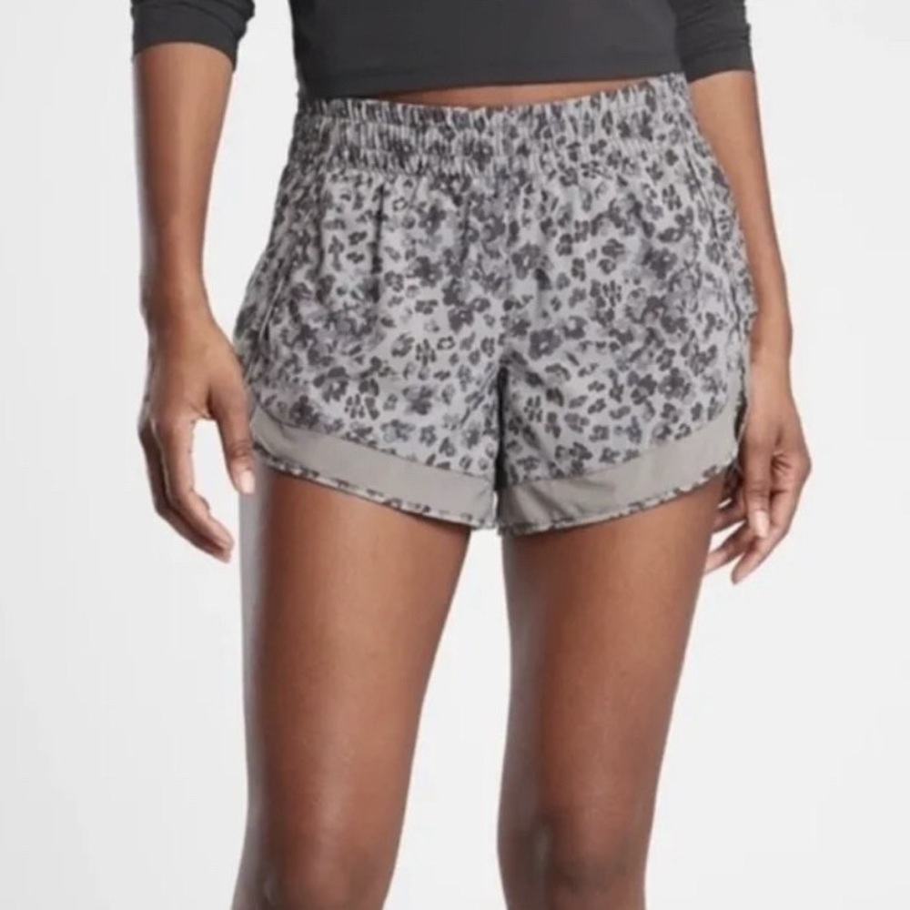 Athleta Mesh Racer Run 4” Flower Printed Shorts